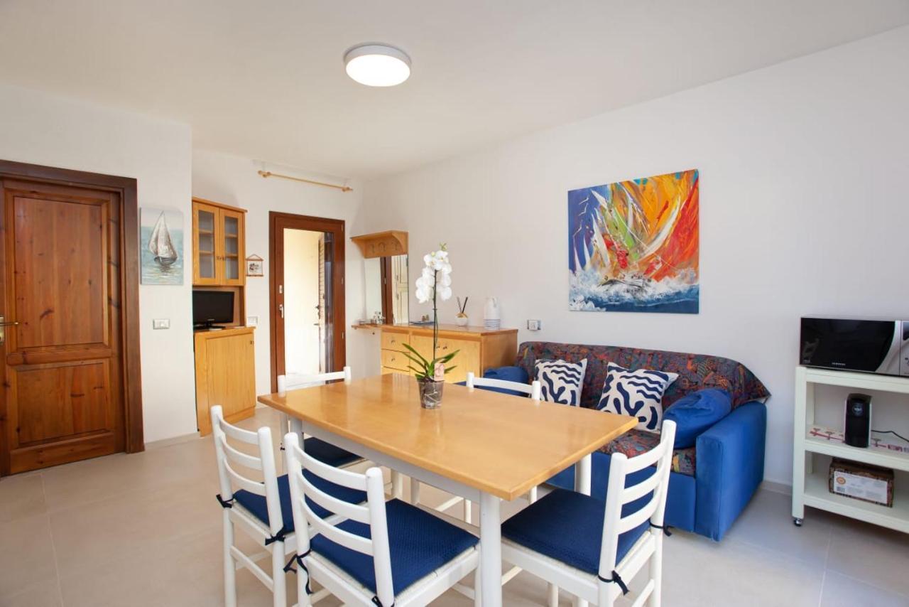 Limbara Ichnos House Villa San Teodoro  Eksteriør billede