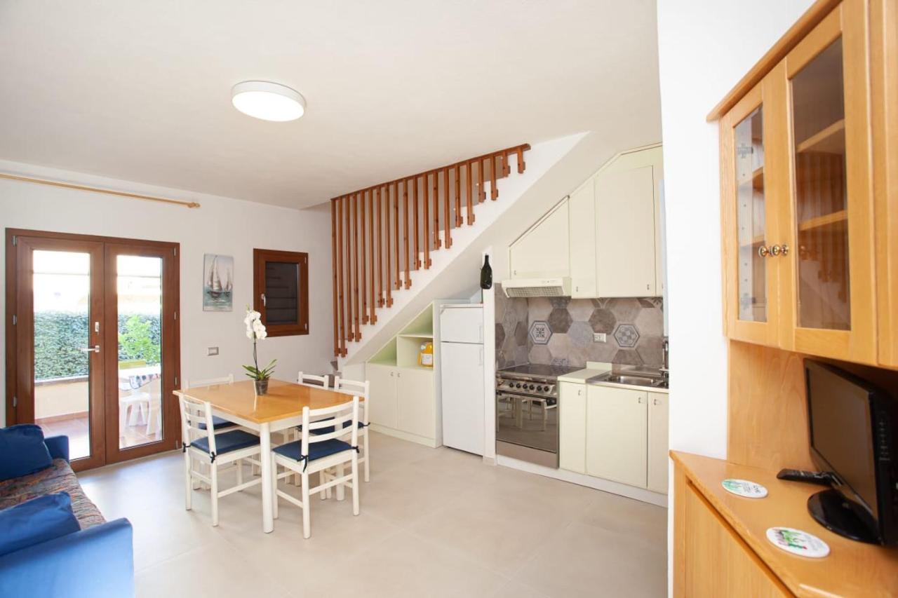 Limbara Ichnos House Villa San Teodoro  Eksteriør billede